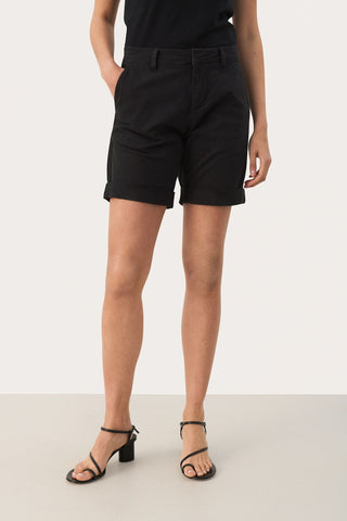 Hanijan Shorts in Black