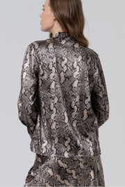 Long Sleeve Casual Shirt in Animal Print