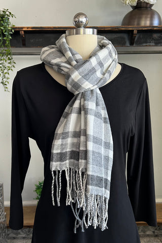 Plaid Scarf in Dark Grey