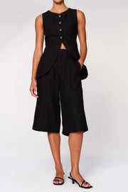 Hepburn Short Pant in Black Linen