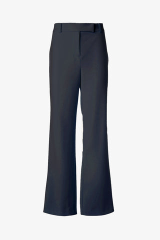 Straight Leg Pant With Welt Pockets in Navy