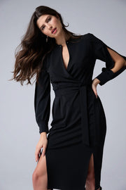 Open-Sleeved Dress with Chain Detail in 2 Colours