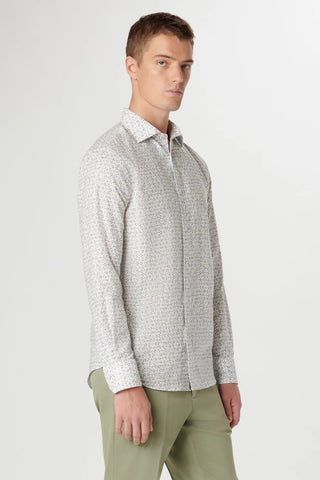 Axel Long-Sleeved Linen Shirt in White Retro-Floral Print