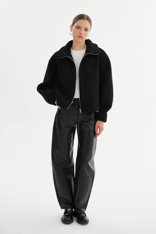 Jayna Sherpa Jacket in Black