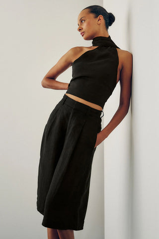 Hepburn Short Pant in Black Linen