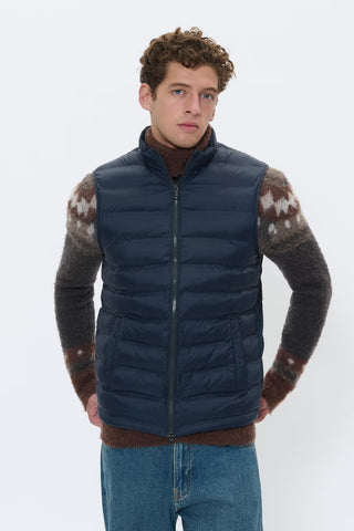 Salvatore Vest in 2 Colors
