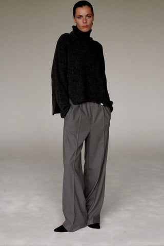 Relaxed-Fit Dress Pant in Grey Mélange