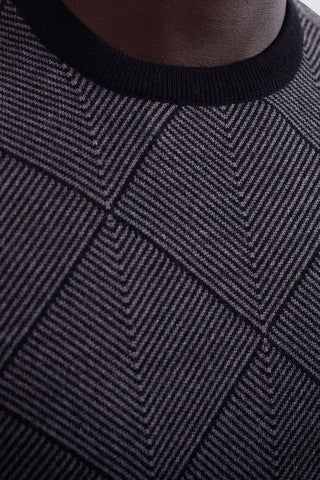 Diamond Pattern Crew Neck Sweater in Black