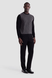 Diamond Pattern Crew Neck Sweater in Black