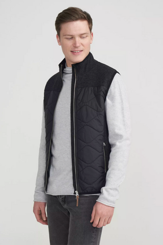 Moses Windproof Vest in 2 Colours