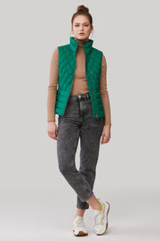 Lightweight Hila Slim-Fit Down Vest in 3 Colorus
